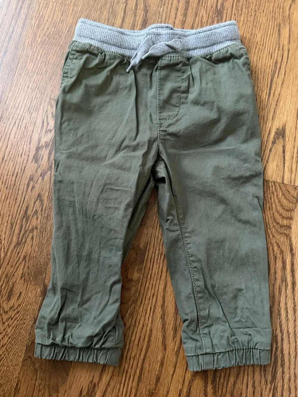 OshKosh B'gosh Kids Jogger Pants in Olive Green & Gray, size 18M